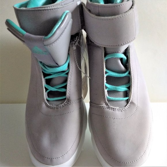 Adidas Originals shoes athletic NWT 9 Grey RETRO G23989 DISCOUNT SHIPPING!!